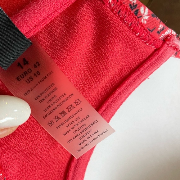 South Beach ditsy floral print bikini top - Picture 8 of 8